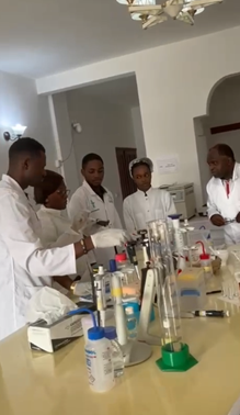 Formation pratique à la préparation d'échantillon au LACC de Douala au Cameroun